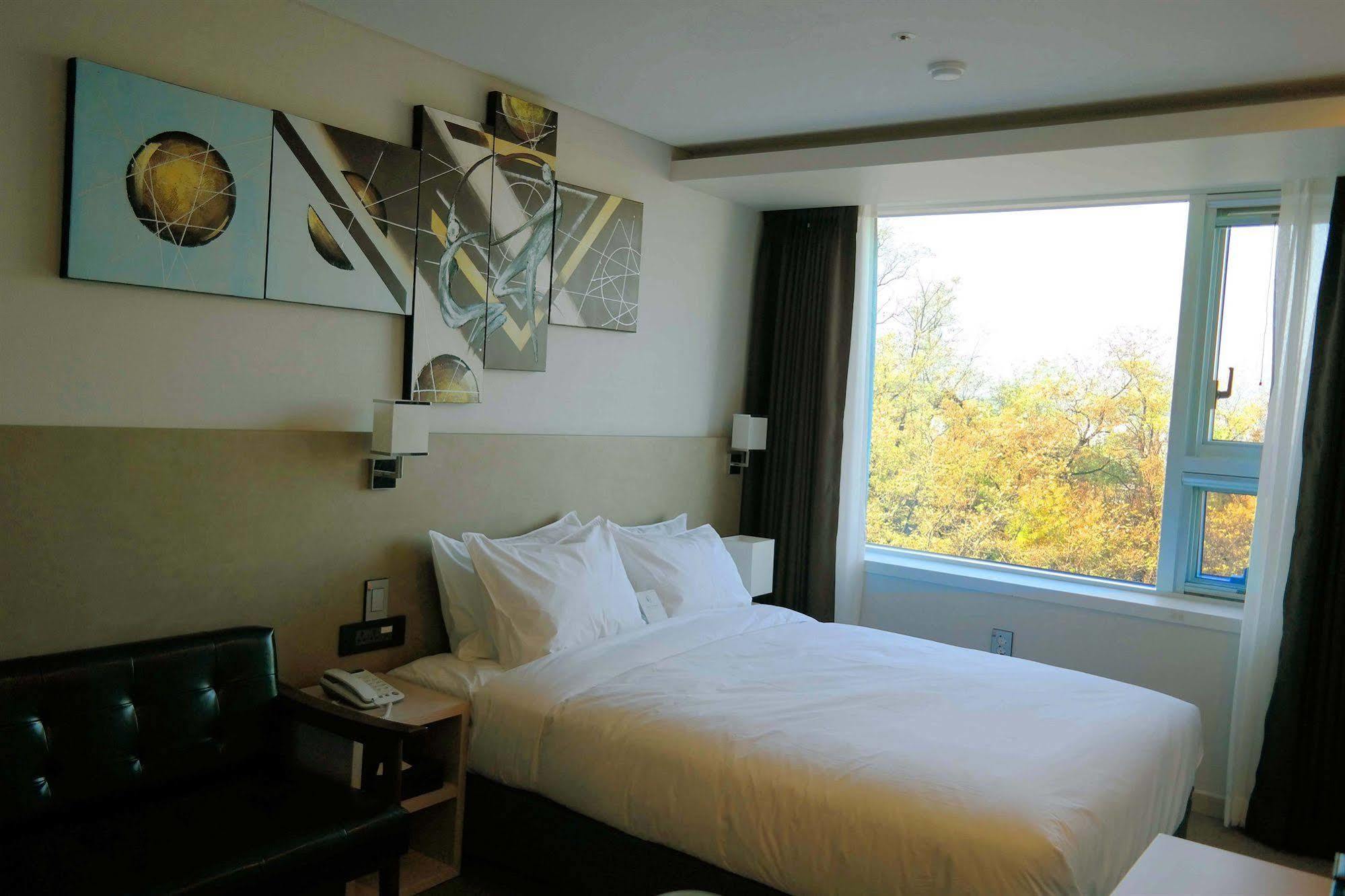 Hotel Cs Avenue Tourist 2*